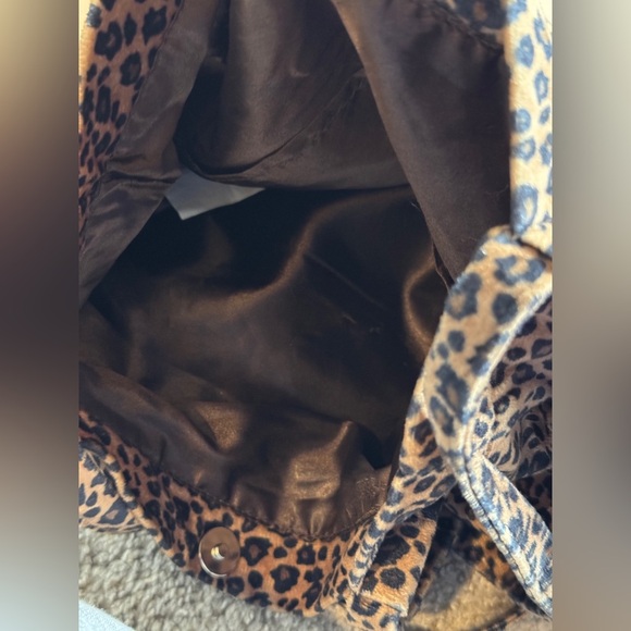 C'est La Vie Leopard Print Tote Bag - Picture 10 of 14